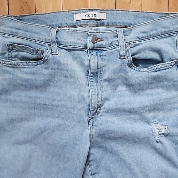 Joe's Jeans Distressed Light Wash Jeans Size 30 - Picture 5 of 13